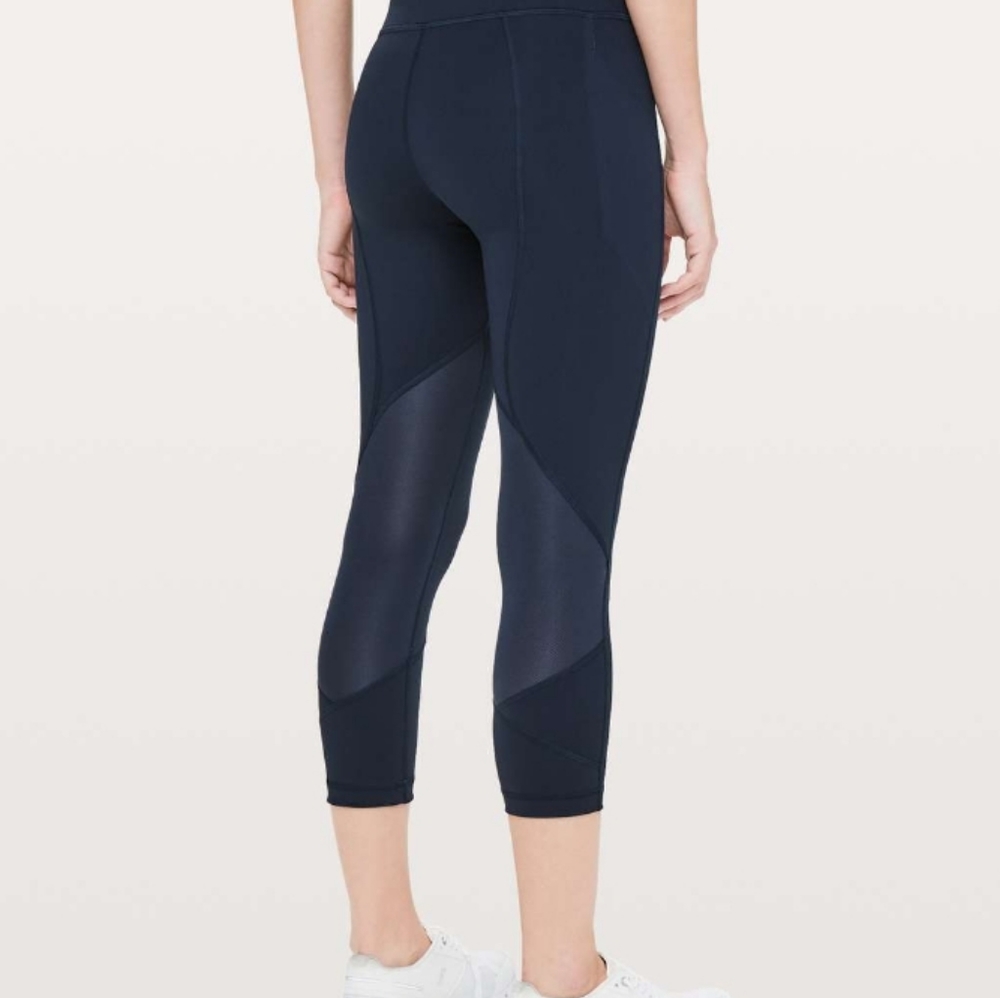 Lululemon Pace Rival Crop *Full-On Luxtreme